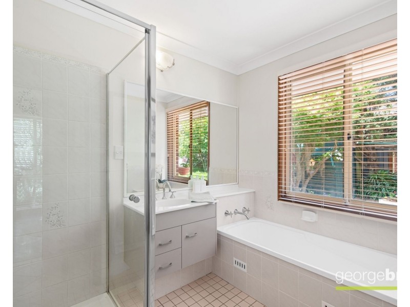 1  Blackshaw Close, Kariong NSW 2250