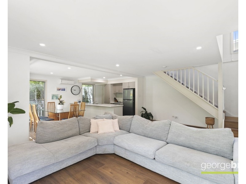 1/24 Pemell Street, Wyoming NSW 2250