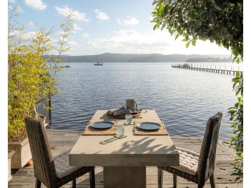 263 Avoca Drive, Green Point NSW 2251