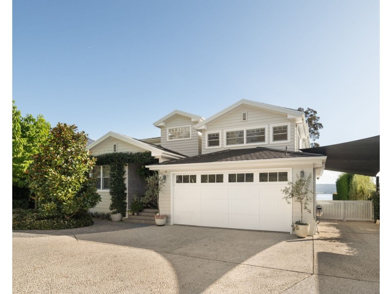 263 Avoca Drive, Green Point NSW 2251