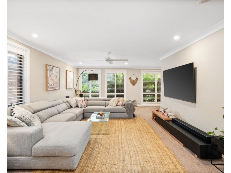 4 Jeniwa Close, Kariong NSW 2250