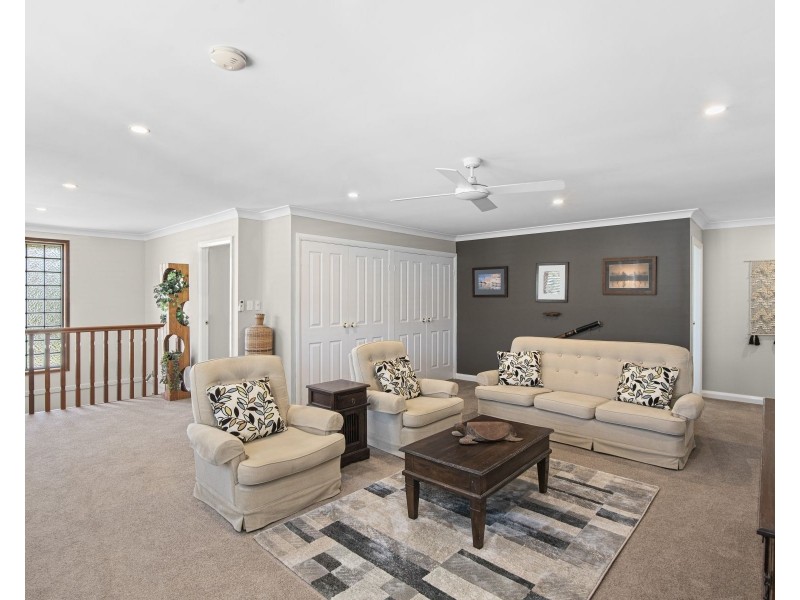 4 Jeniwa Close, Kariong NSW 2250