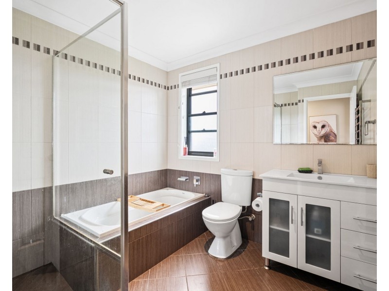 4 Jeniwa Close, Kariong NSW 2250