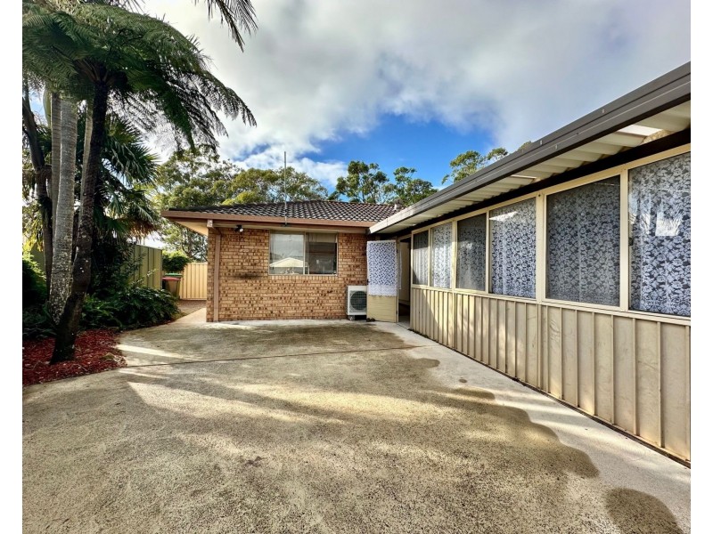 33 Truscott Avenue, Kariong NSW 2250