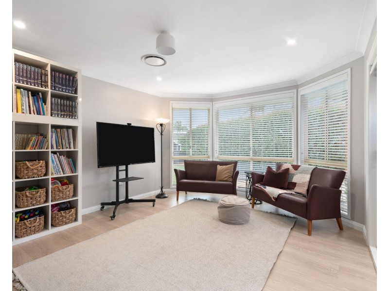 14 Stacey Close, Kariong NSW 2250