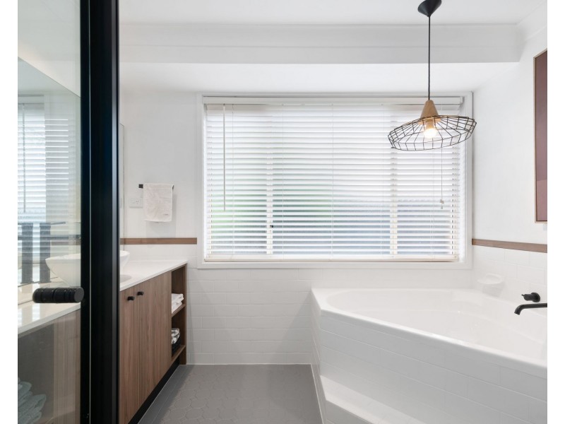 14 Stacey Close, Kariong NSW 2250