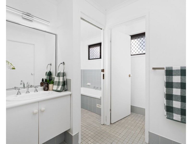 32 Langford Drive, Kariong NSW 2250