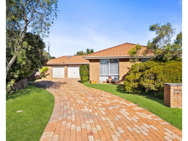 11 Lowe Place, Kariong NSW 2250