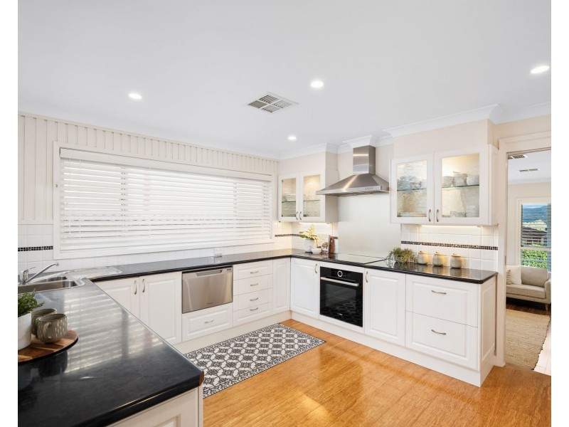 9 Dulwich Road, Springfield NSW 2250