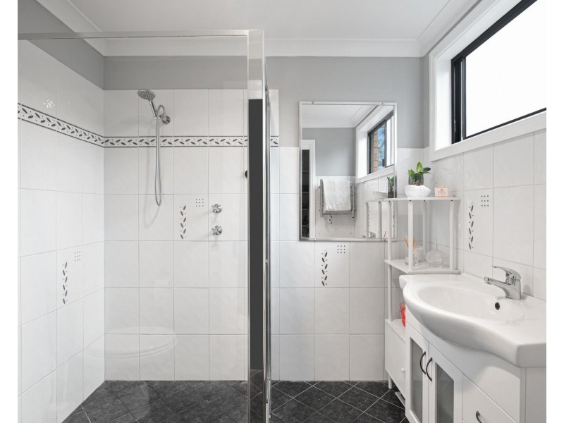 9 Tingle Close, Kariong NSW 2250