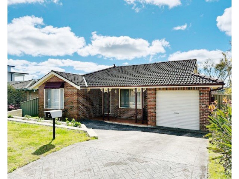 7 Casey Crescent, Kariong NSW 2250