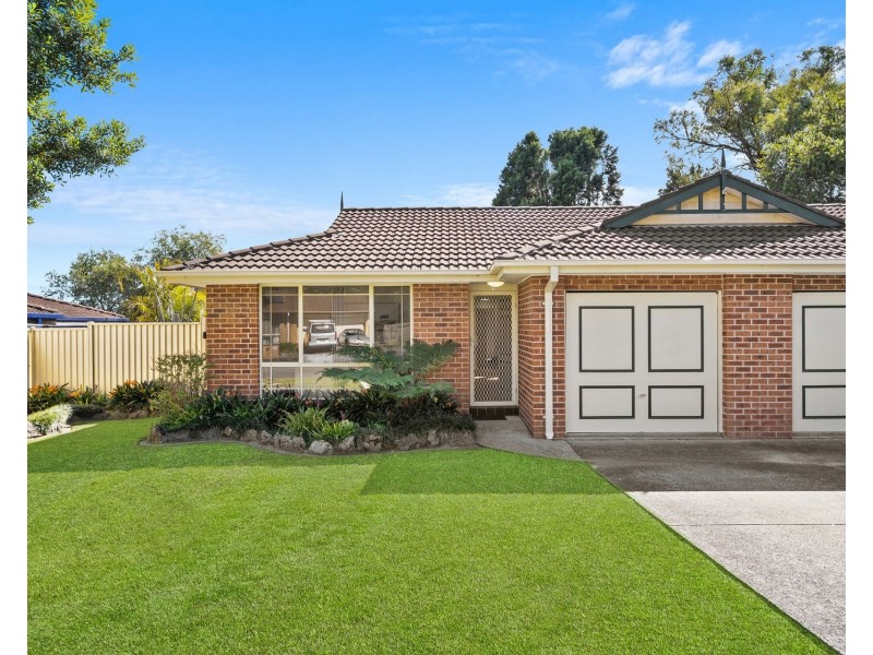 1/2 Pankhurst Place, Kariong NSW 2250