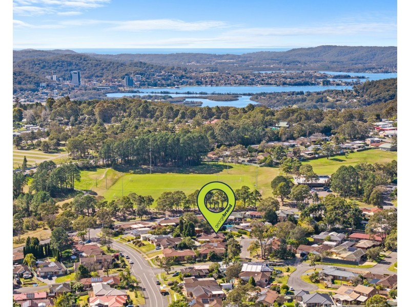 1/2 Pankhurst Place, Kariong NSW 2250