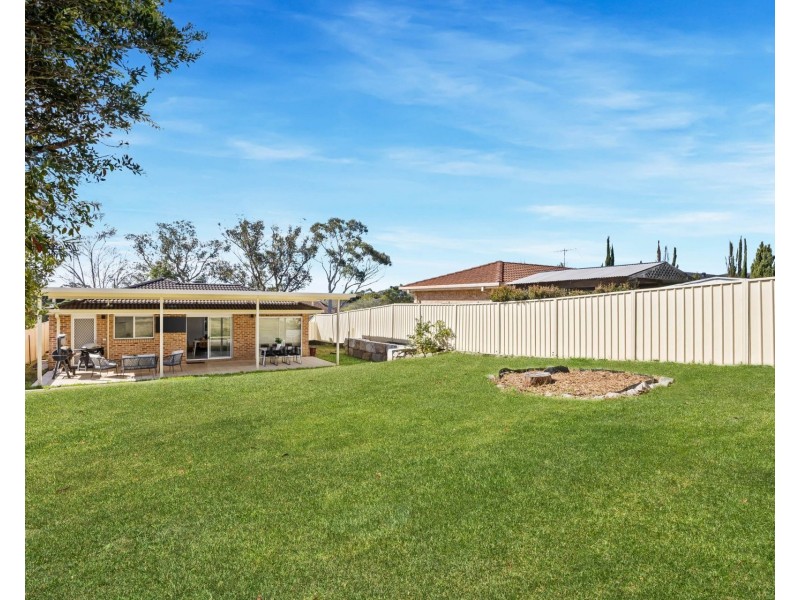 12 Brittany Crescent, Kariong NSW 2250