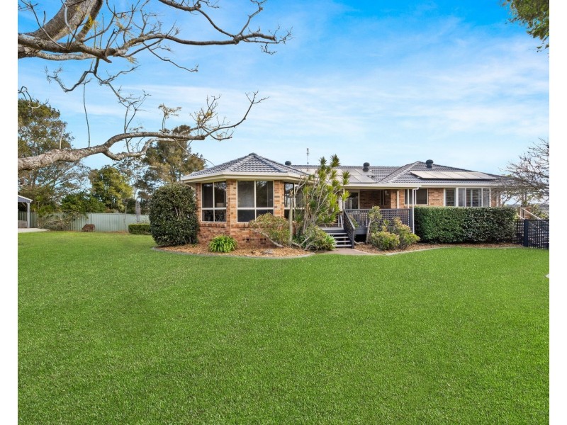 17 Graham Place, Kariong NSW 2250