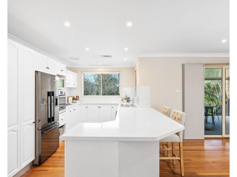 17 Graham Place, Kariong NSW 2250
