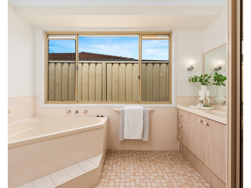 147 Langford Drive, Kariong NSW 2250