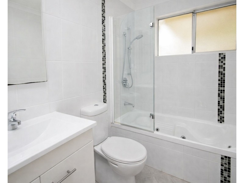 47 Brooke Avenue, Killarney Vale NSW 2261
