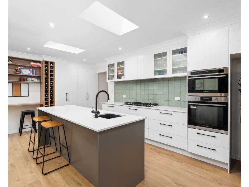 15 Roberta Avenue, Kariong NSW 2250