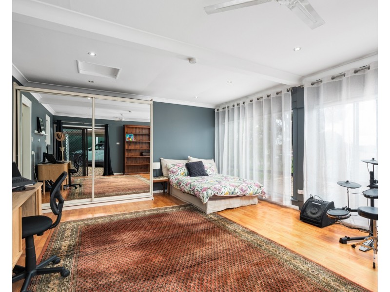 15 Roberta Avenue, Kariong NSW 2250