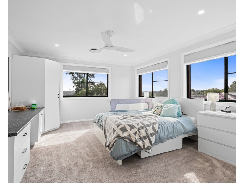 15 Thurling Avenue, Kariong NSW 2250