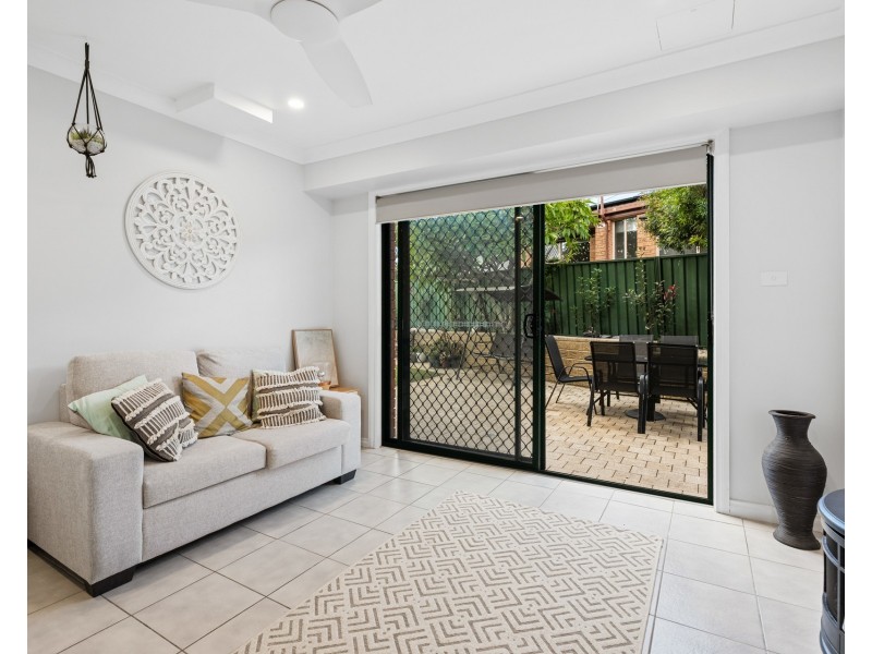 15 Thurling Avenue, Kariong NSW 2250