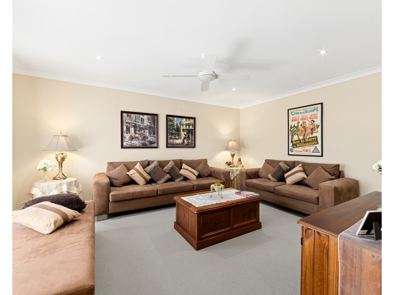 10 Olive Kari Close, Kariong NSW 2250
