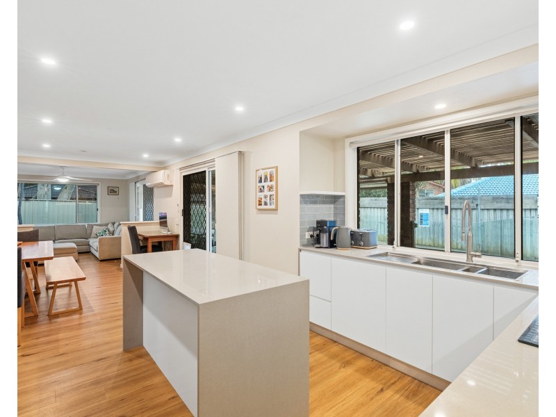 4 Hayter Close, Kariong NSW 2250