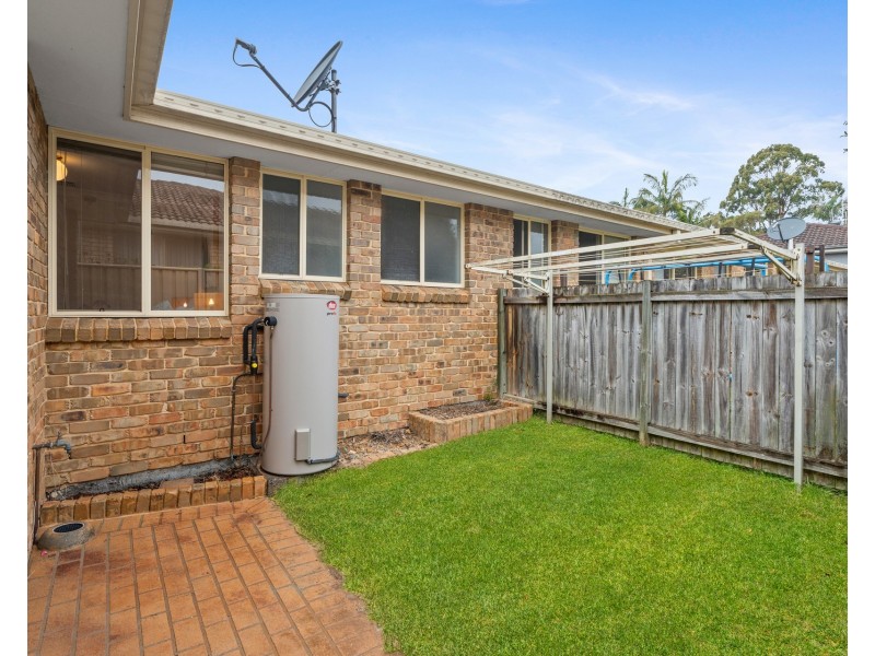 1/2 Lotter Street, Kariong NSW 2250