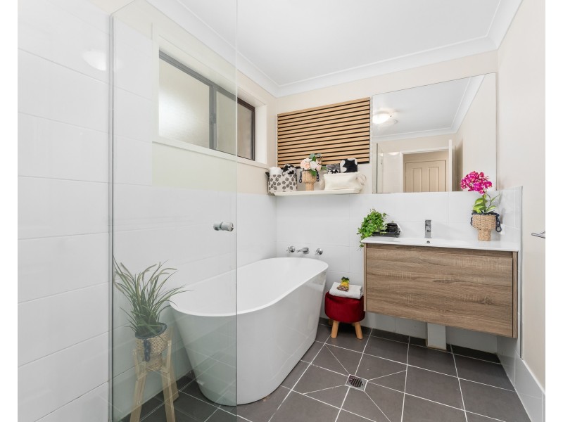 1/33 Curringa Road, Kariong NSW 2250
