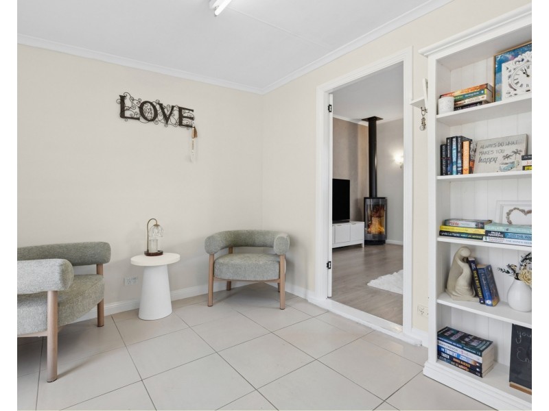 13 Terry Avenue, Woy Woy NSW 2256
