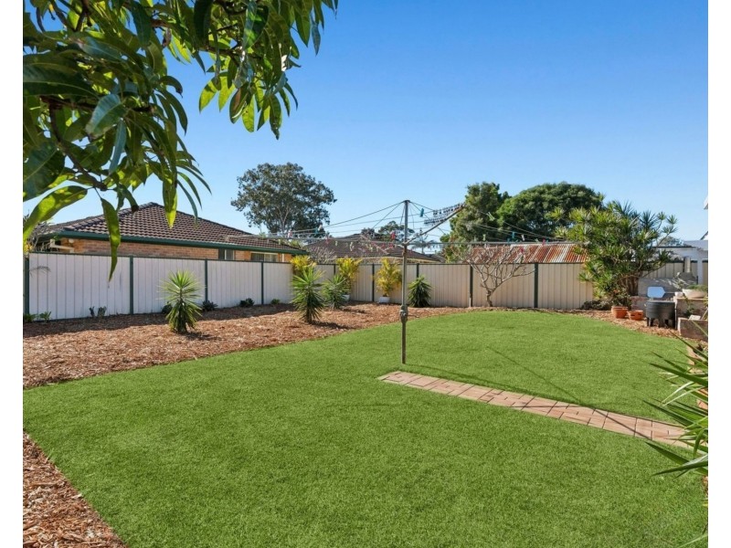 13 Terry Avenue, Woy Woy NSW 2256
