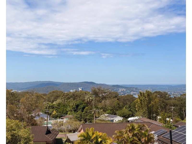 16 Karoom Street, Kariong NSW 2250