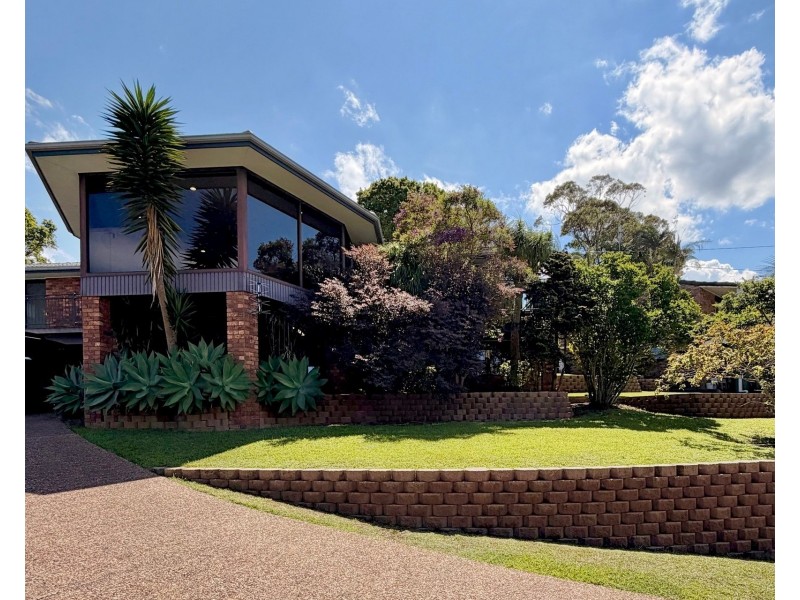 16 Karoom Street, Kariong NSW 2250