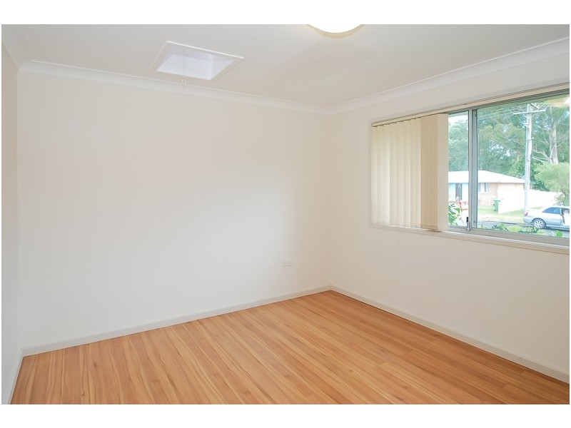 6  Gurrigal St, Kincumber NSW 2251