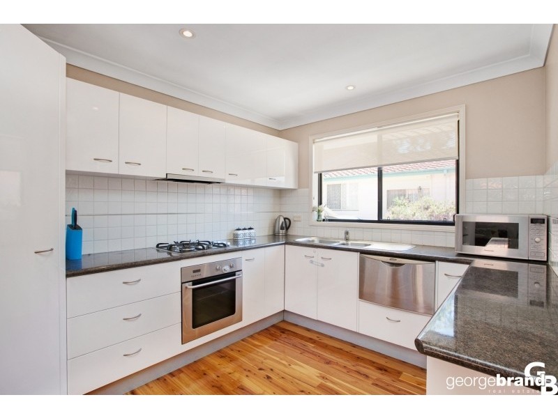 2/52-54 Wells St, East Gosford NSW 2250