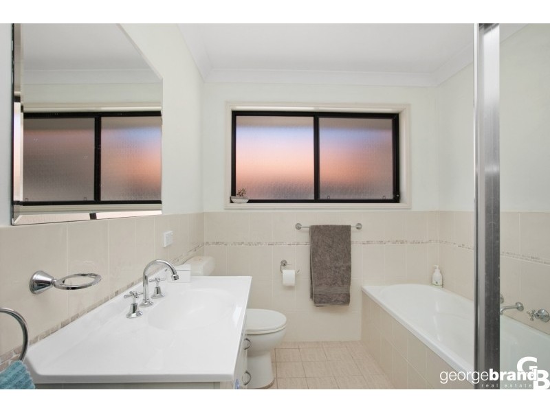 2/52-54 Wells St, East Gosford NSW 2250