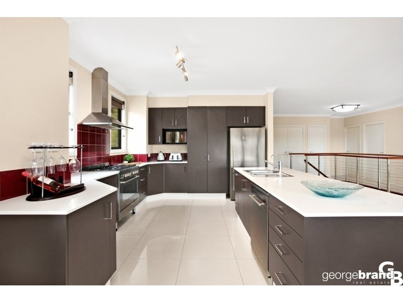 6 Figtree Bay Dr, Kincumber NSW 2251