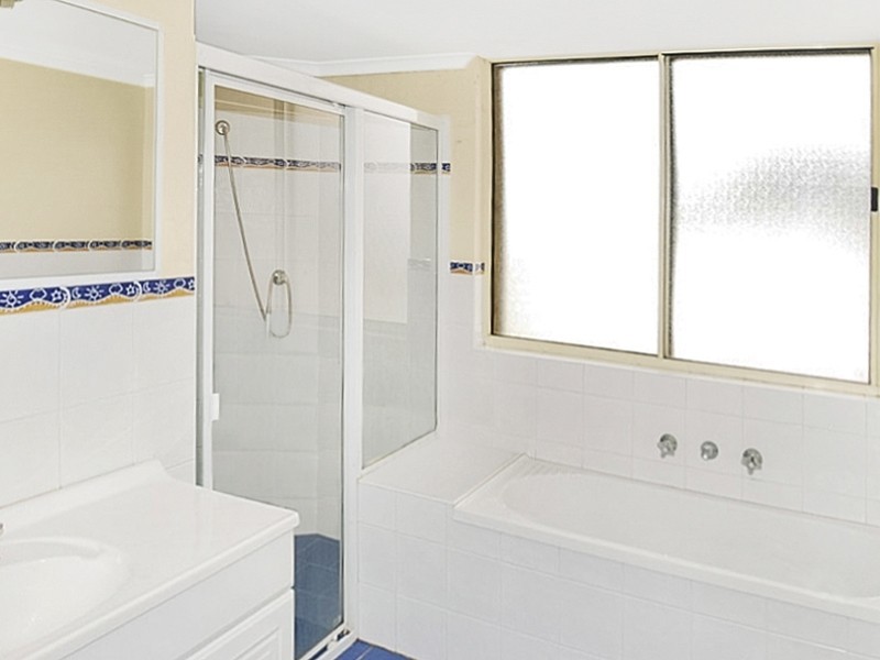 13/12-14 Hills St, Gosford NSW 2250