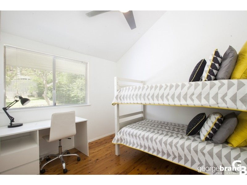 288 Avoca Dr, Green Point NSW 2251