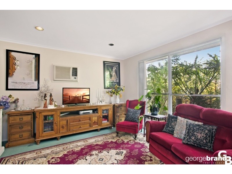 27 Cameron Cr, Kincumber NSW 2251