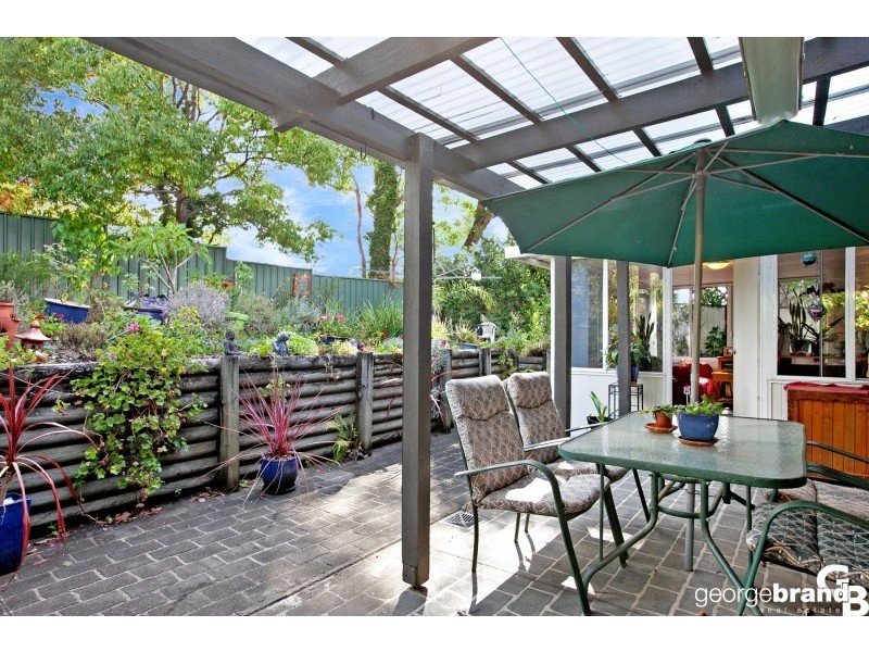 27 Cameron Cr, Kincumber NSW 2251