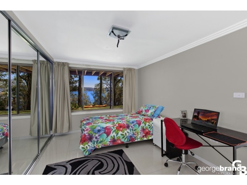 1 Pixie Avenue, Green Point NSW 2251