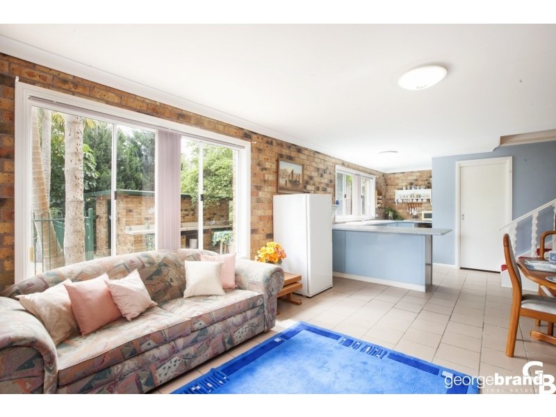 5 Letitia Cl, Green Point NSW 2251