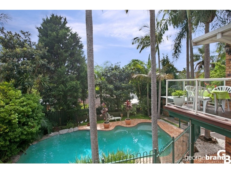 5 Letitia Cl, Green Point NSW 2251