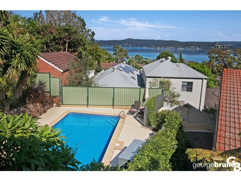 2 Leonie Pde, Green Point NSW 2251