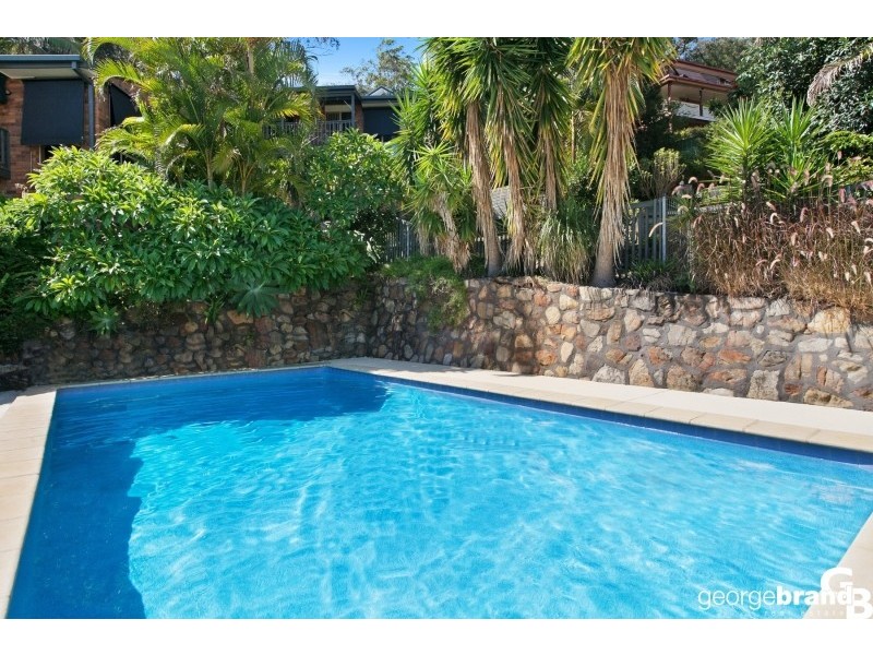 2 Leonie Pde, Green Point NSW 2251