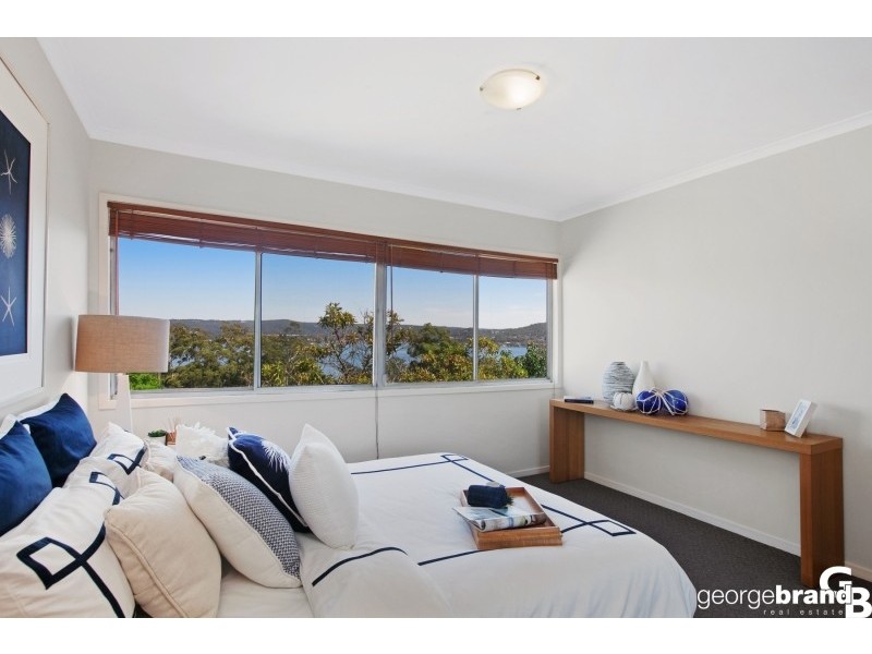 2 Leonie Pde, Green Point NSW 2251