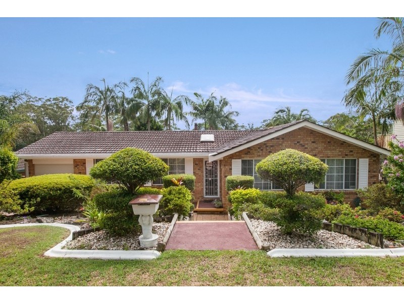 5 Letitia Close, Green Point NSW 2251