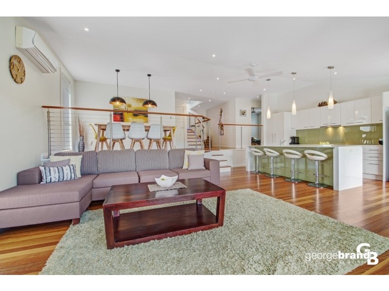 12 Ladera Dr, Copacabana NSW 2251